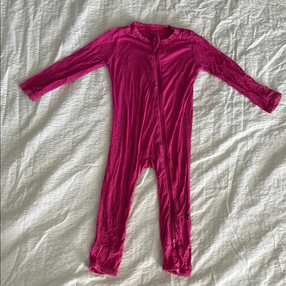 Kyte baby zippie girls size 12-18 months in raspberry